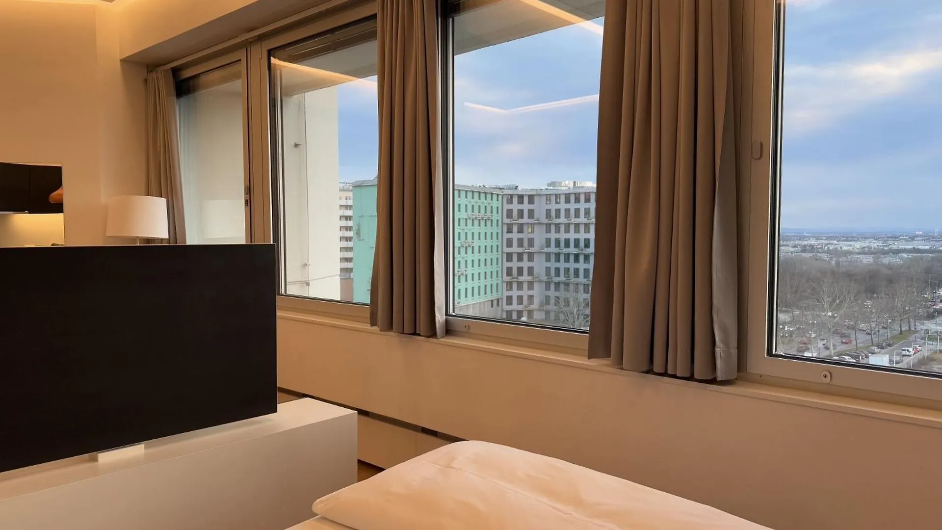 Luxury City Apartment With Skyline View Vienna